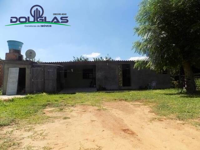 #1241 - CASAS EM CONDOMÍNIO FECHADO para Venda em Viamão - RS - 2