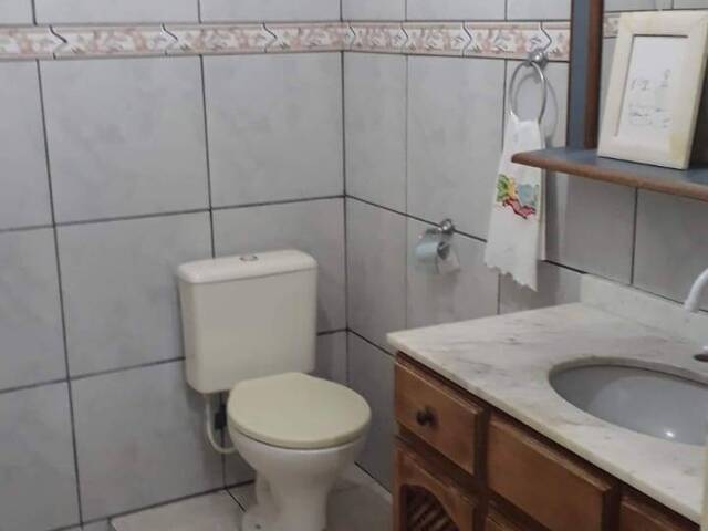 CASAS EM CONDOMÍNIO FECHADO para Venda em Viamão - 4