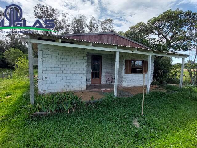 #1753 - CASAS FORA DE CONDOMÍNIO para Venda em Viamão - RS - 2