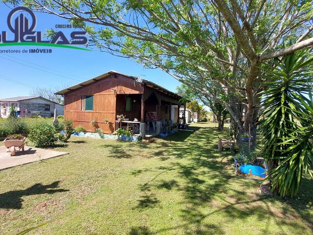 CASAS FORA DE CONDOMÍNIO para Venda em Viamão - 2