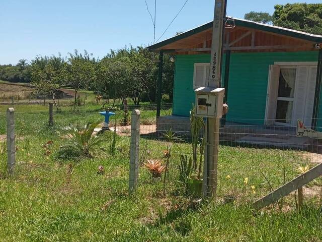 #2113 - CASAS EM CONDOMÍNIO FECHADO para Venda em Viamão - RS - 2