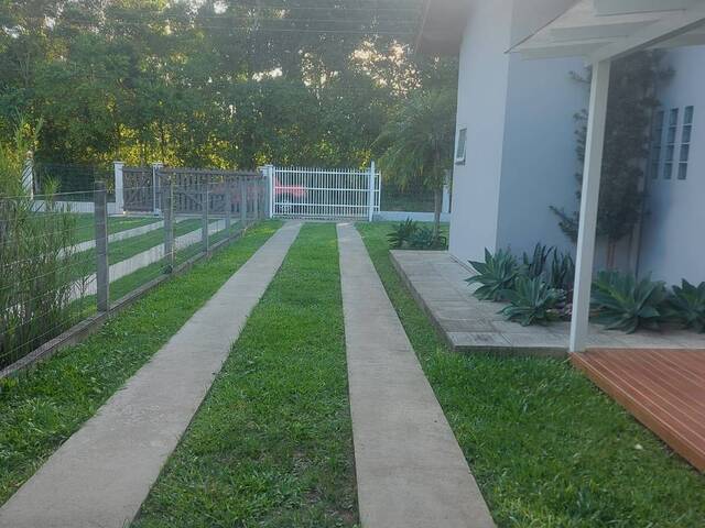 CASAS EM CONDOMÍNIO FECHADO para Venda em Viamão - 2
