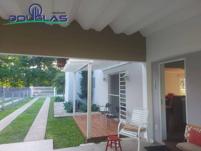 CASAS EM CONDOMÍNIO FECHADO para Venda em Viamão - 3