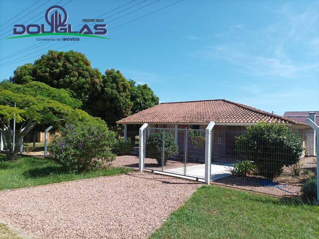 #2161 - CASAS EM CONDOMÍNIO FECHADO para Venda em Viamão - RS