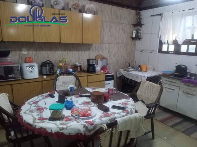 CASAS EM CONDOMÍNIO FECHADO para Venda em Viamão - 4