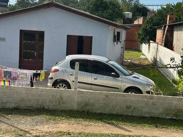 #2315 - CASAS FORA DE CONDOMÍNIO para Venda em Viamão - RS