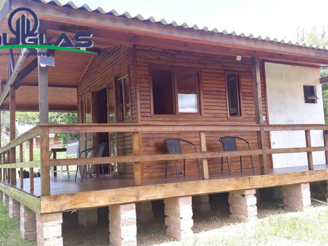 CASAS EM CONDOMÍNIO FECHADO para Venda em Viamão - 2