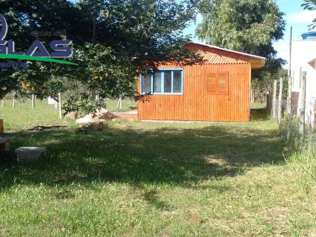 #2410 - CASAS EM CONDOMÍNIO FECHADO para Venda em Viamão - RS - 2