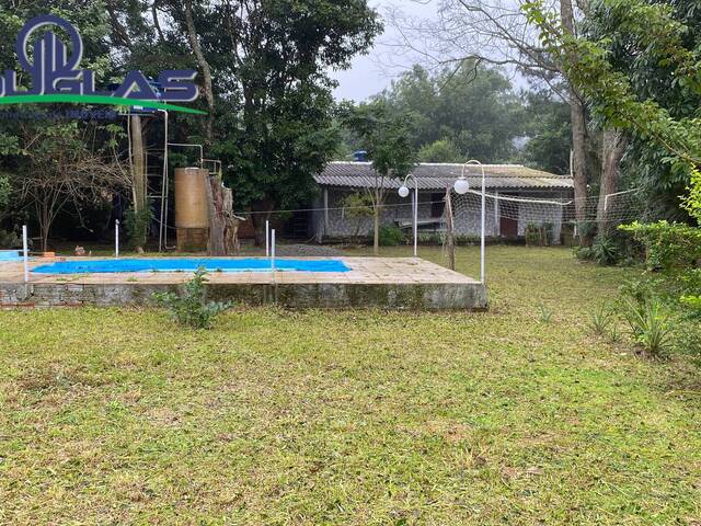 #2435 - CASAS FORA DE CONDOMÍNIO para Venda em Viamão - RS