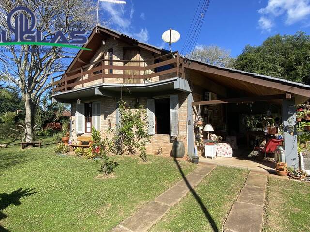 #2451 - CASAS EM CONDOMÍNIO FECHADO para Venda em Viamão - RS