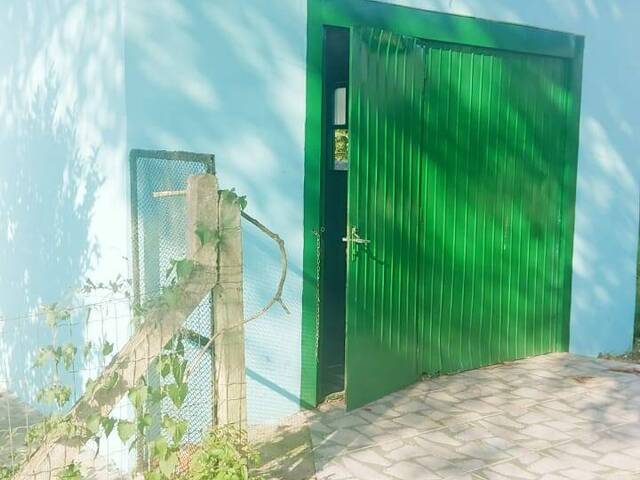 #2492 - CASAS EM CONDOMÍNIO FECHADO para Venda em Viamão - RS