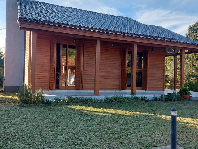 #2500 - CASAS EM CONDOMÍNIO FECHADO para Venda em Viamão - RS - 2
