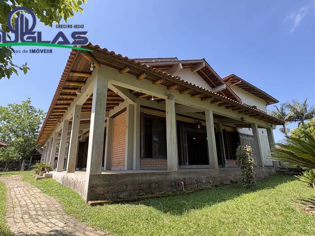 #2802 - CASAS EM CONDOMÍNIO FECHADO para Venda em Viamão - RS