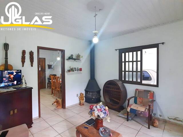 #2998 - CASAS EM CONDOMÍNIO FECHADO para Venda em Viamão - RS