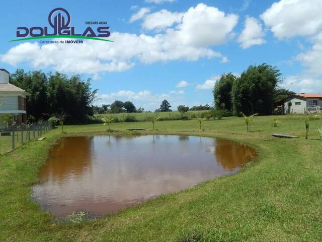 Venda em Águas Claras - Viamão