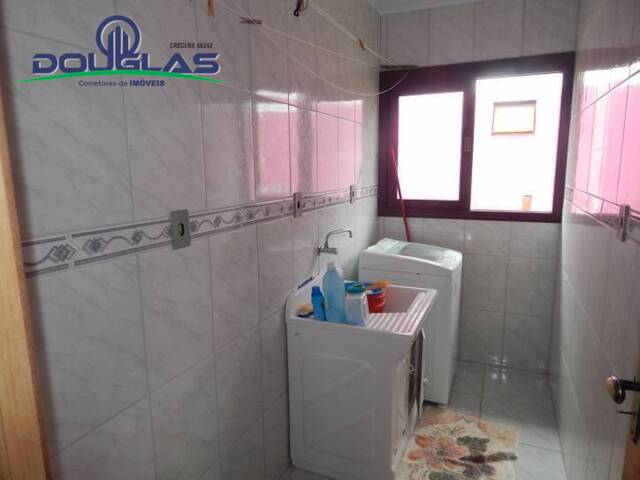 CASAS FORA DE CONDOMÍNIO para Venda em Viamão - 4