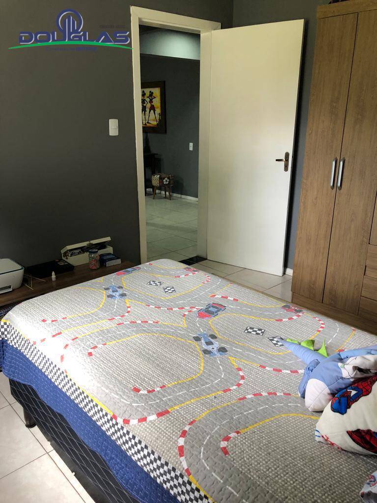 Casa, 4 quartos, 250 m² - Foto 14