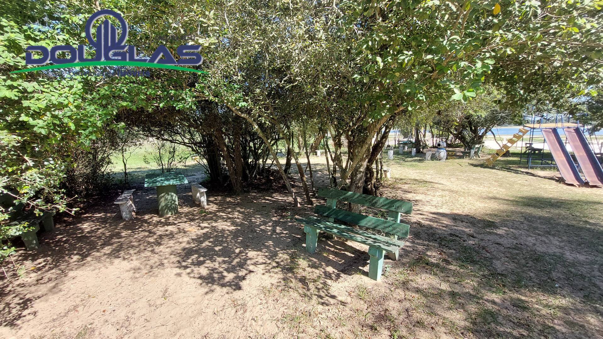 Sítio, 8 quartos, 4 m² - Foto 25