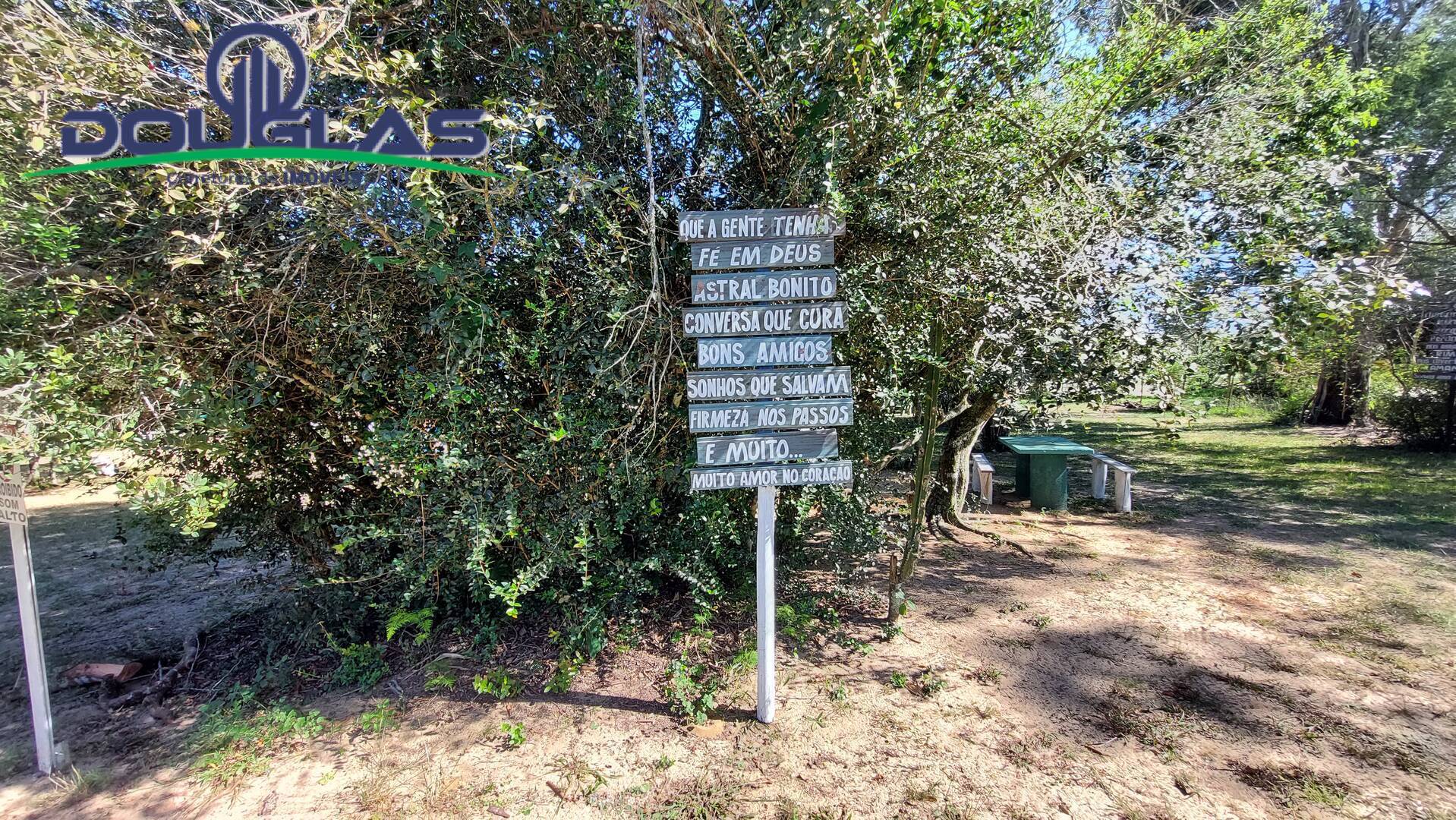 Sítio, 8 quartos, 4 m² - Foto 26