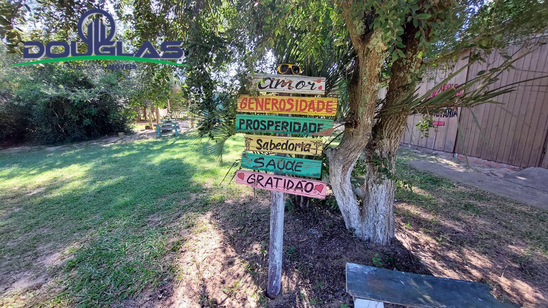 Sítio, 8 quartos, 4 m² - Foto 30