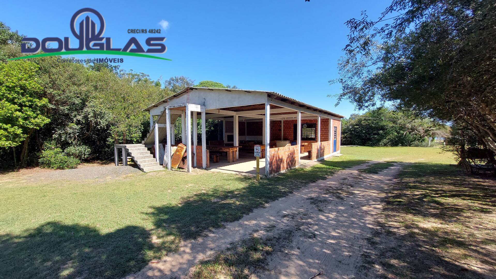 Sítio, 8 quartos, 4 m² - Foto 33