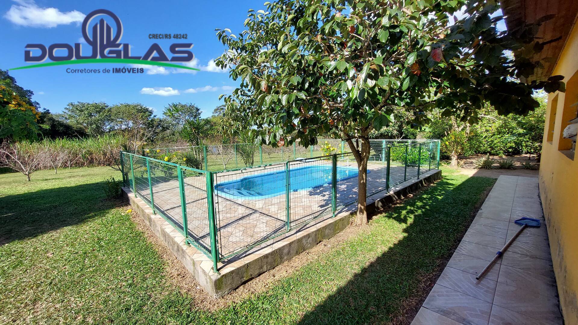 Chácara à venda com 3 quartos, 143m² - Foto 21