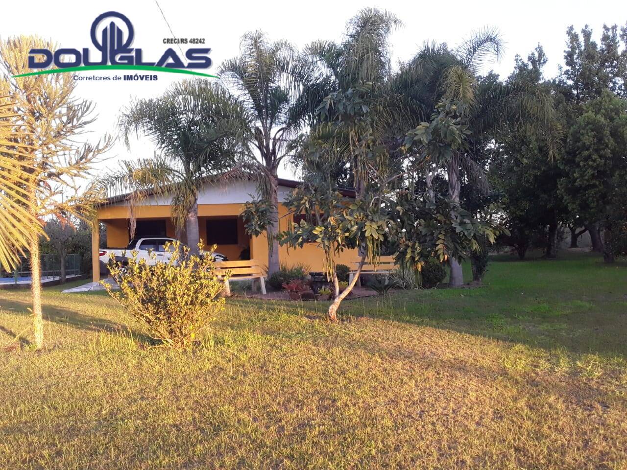 Chácara à venda com 3 quartos, 143m² - Foto 3