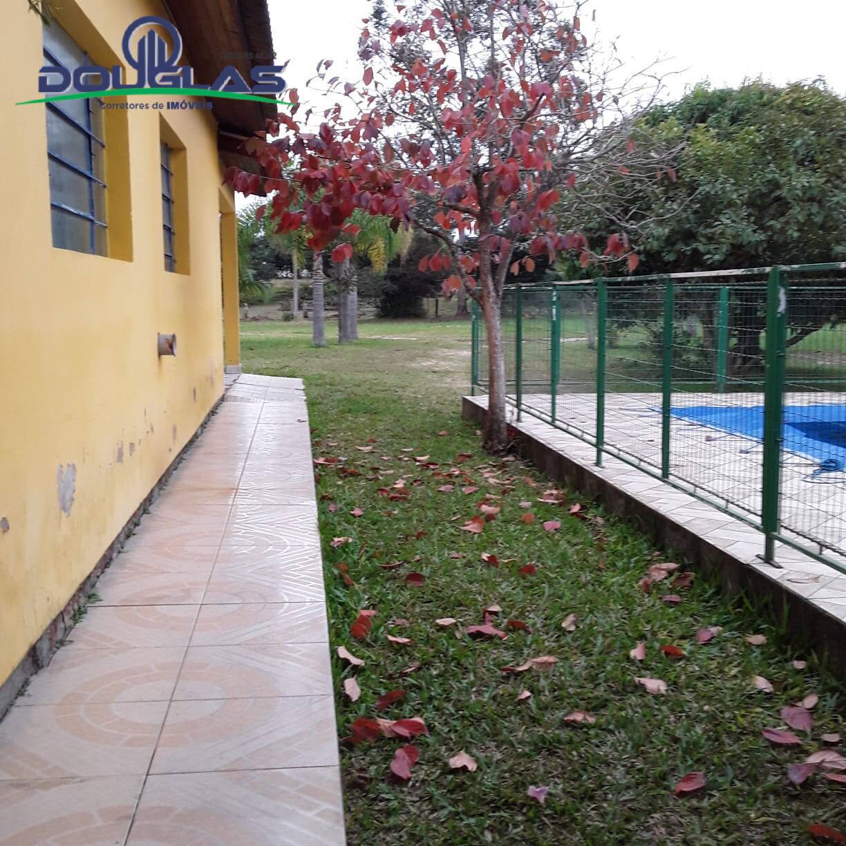Chácara à venda com 3 quartos, 143m² - Foto 6