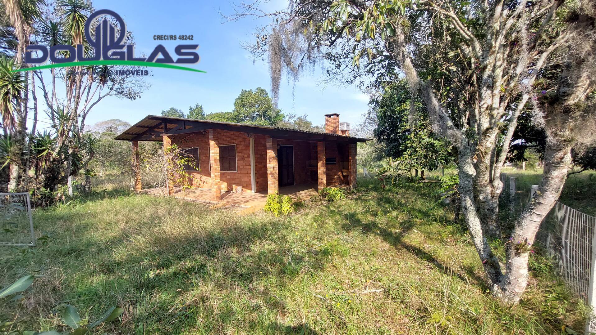 Sítio à venda com 3 quartos, 100m² - Foto 2