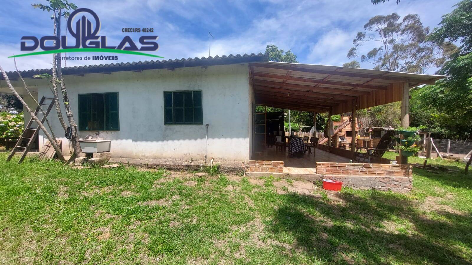 Chácara à venda com 3 quartos, 4m² - Foto 2