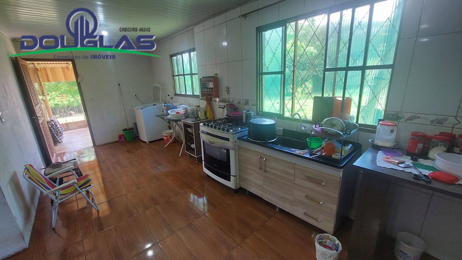 Chácara à venda com 3 quartos, 4m² - Foto 9