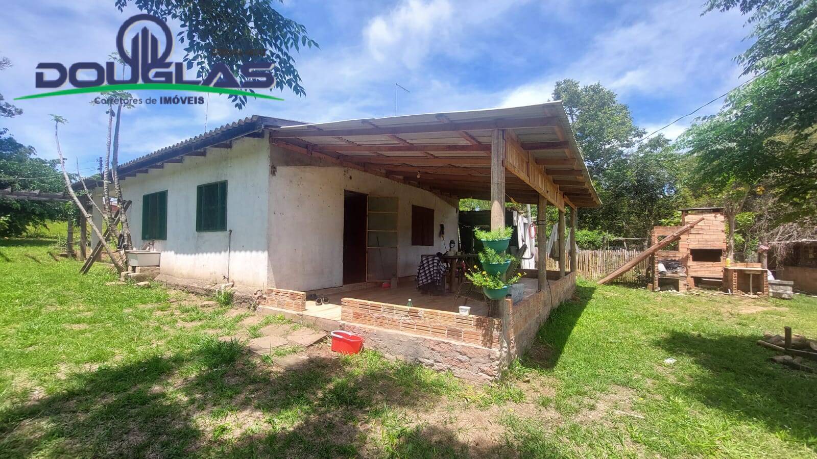 Chácara à venda com 3 quartos, 4m² - Foto 1