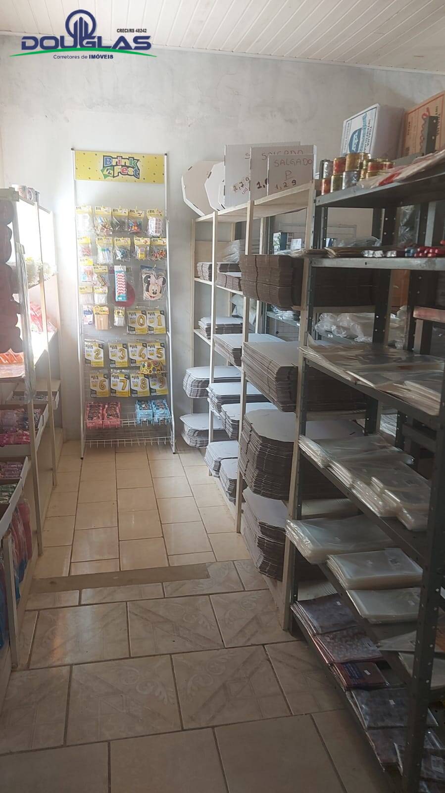 Prédio Inteiro à venda, 300m² - Foto 5