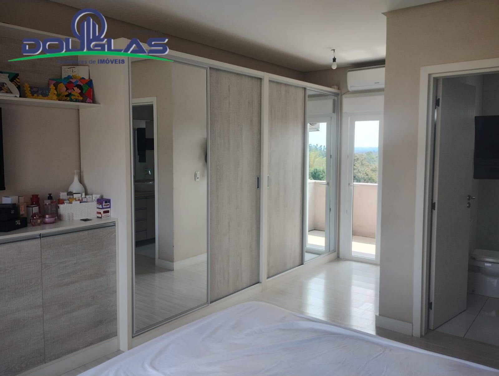 Casa, 4 quartos, 260 m² - Foto 3