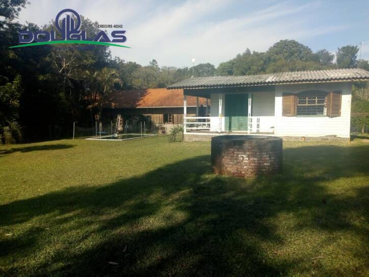 Sítio à venda com 2 quartos, 400000m² - Foto 2
